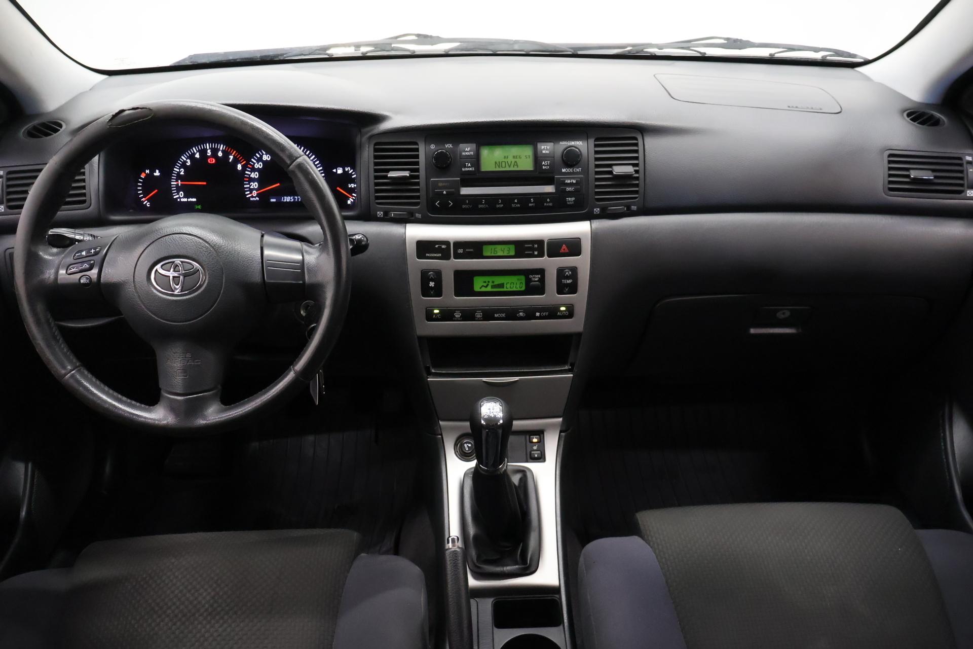 TOYOTA Corolla 2005