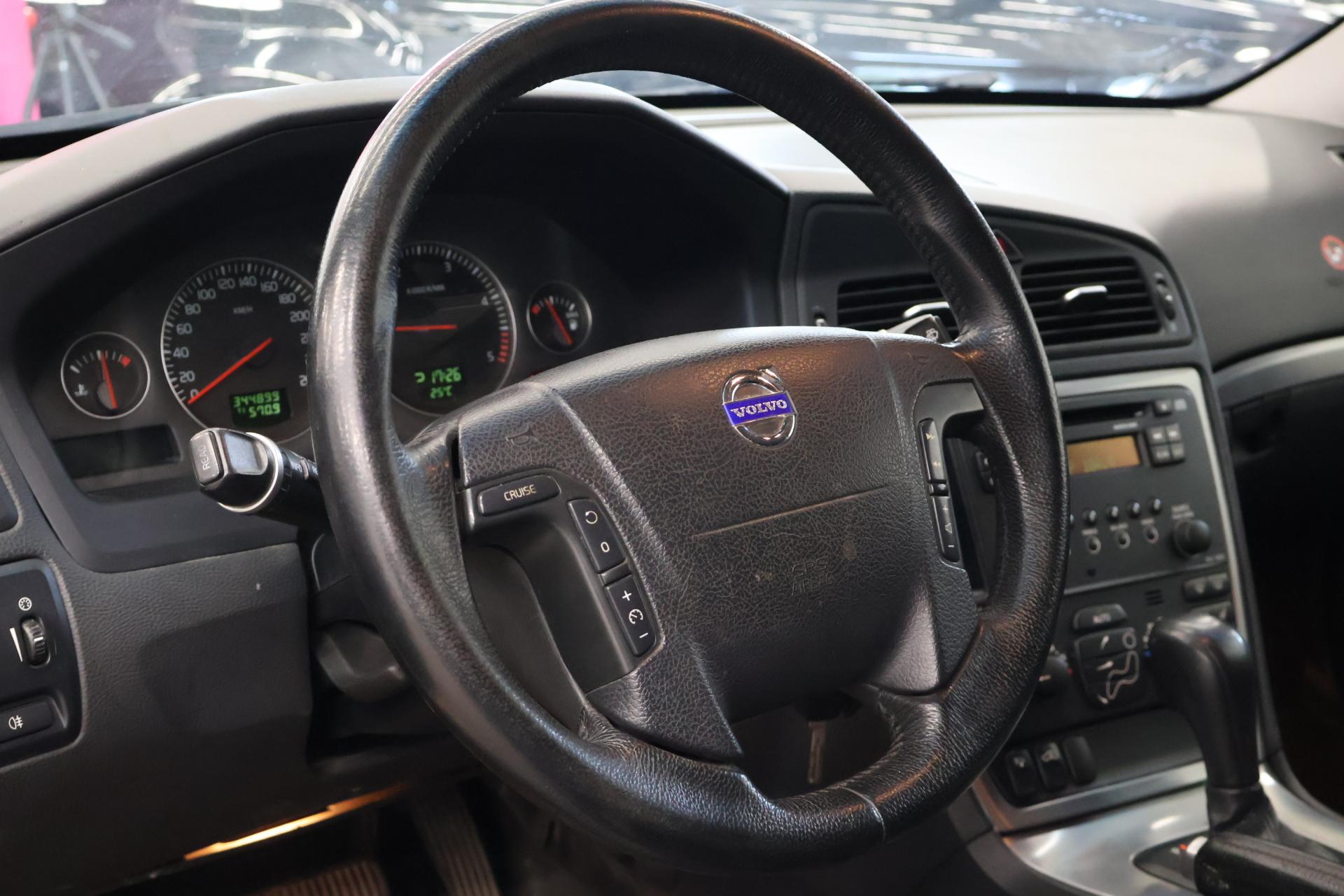 VOLVO V70 2007