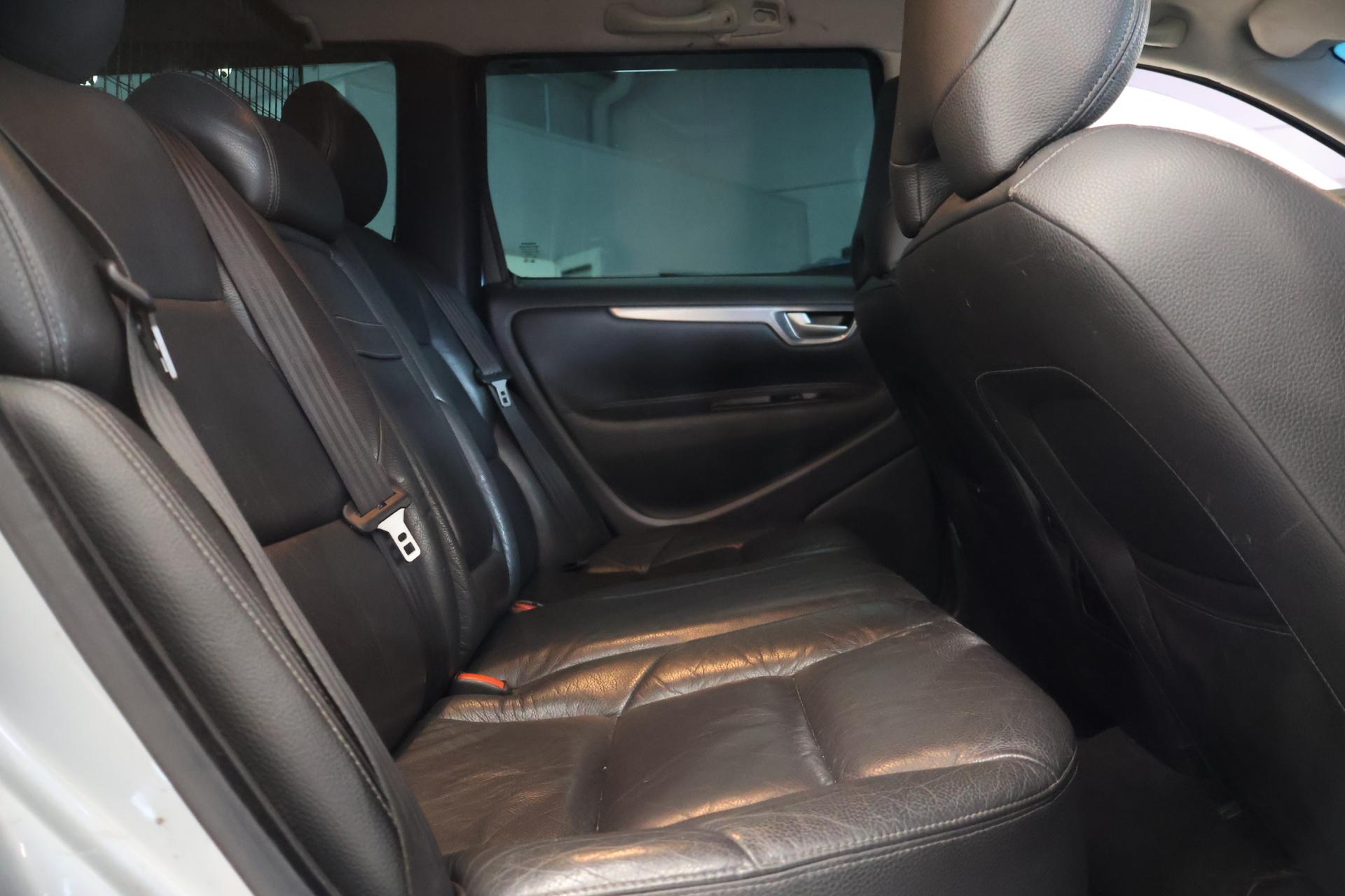 VOLVO V70 2007