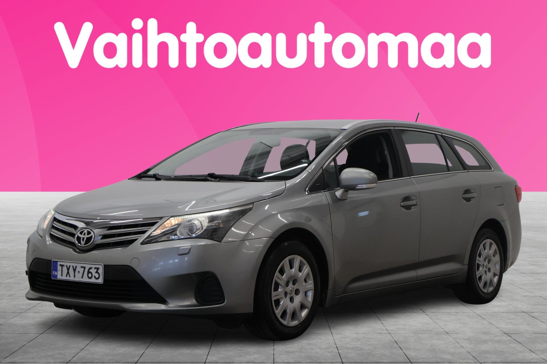 TOYOTA Avensis 2012