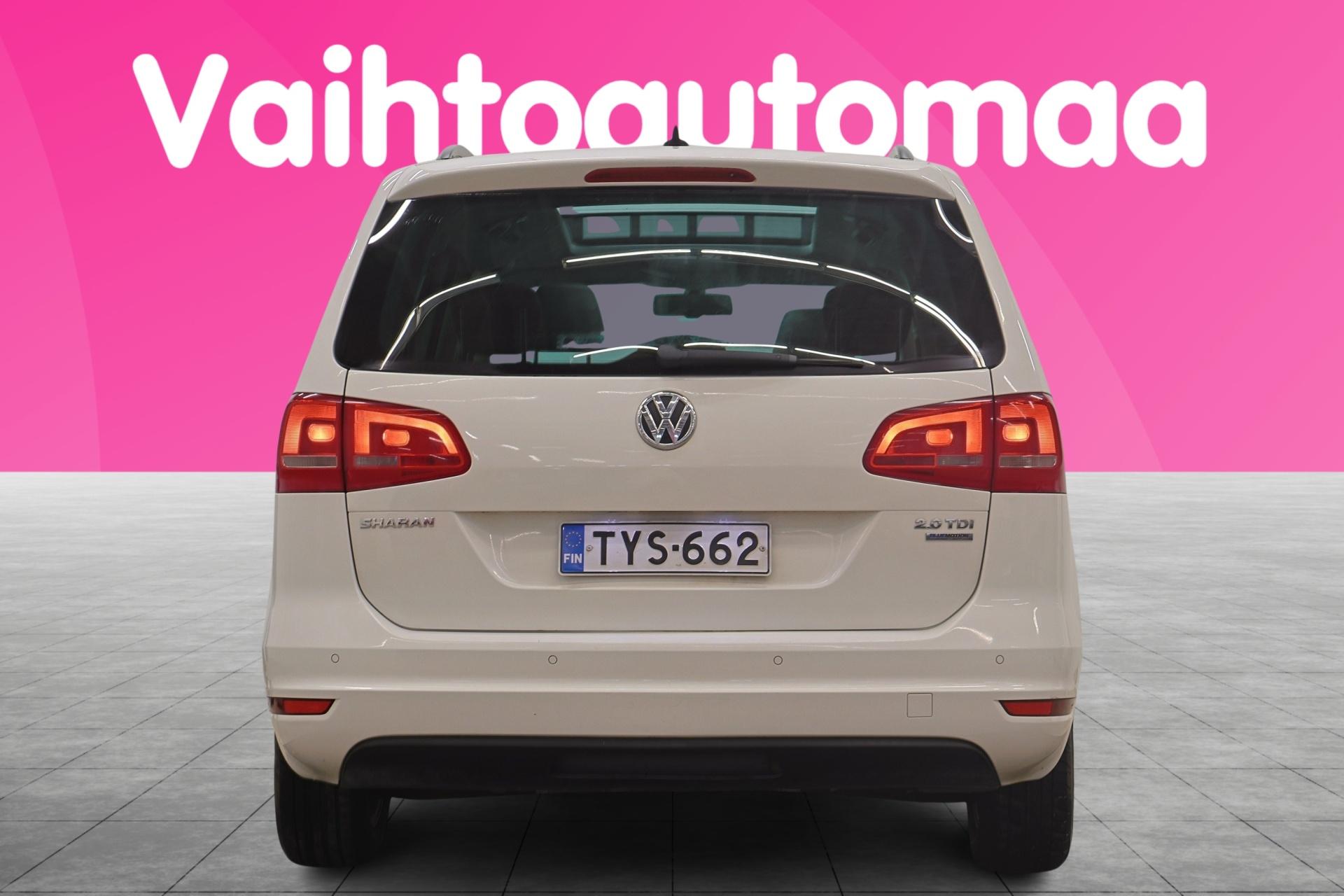 VOLKSWAGEN Sharan 2012