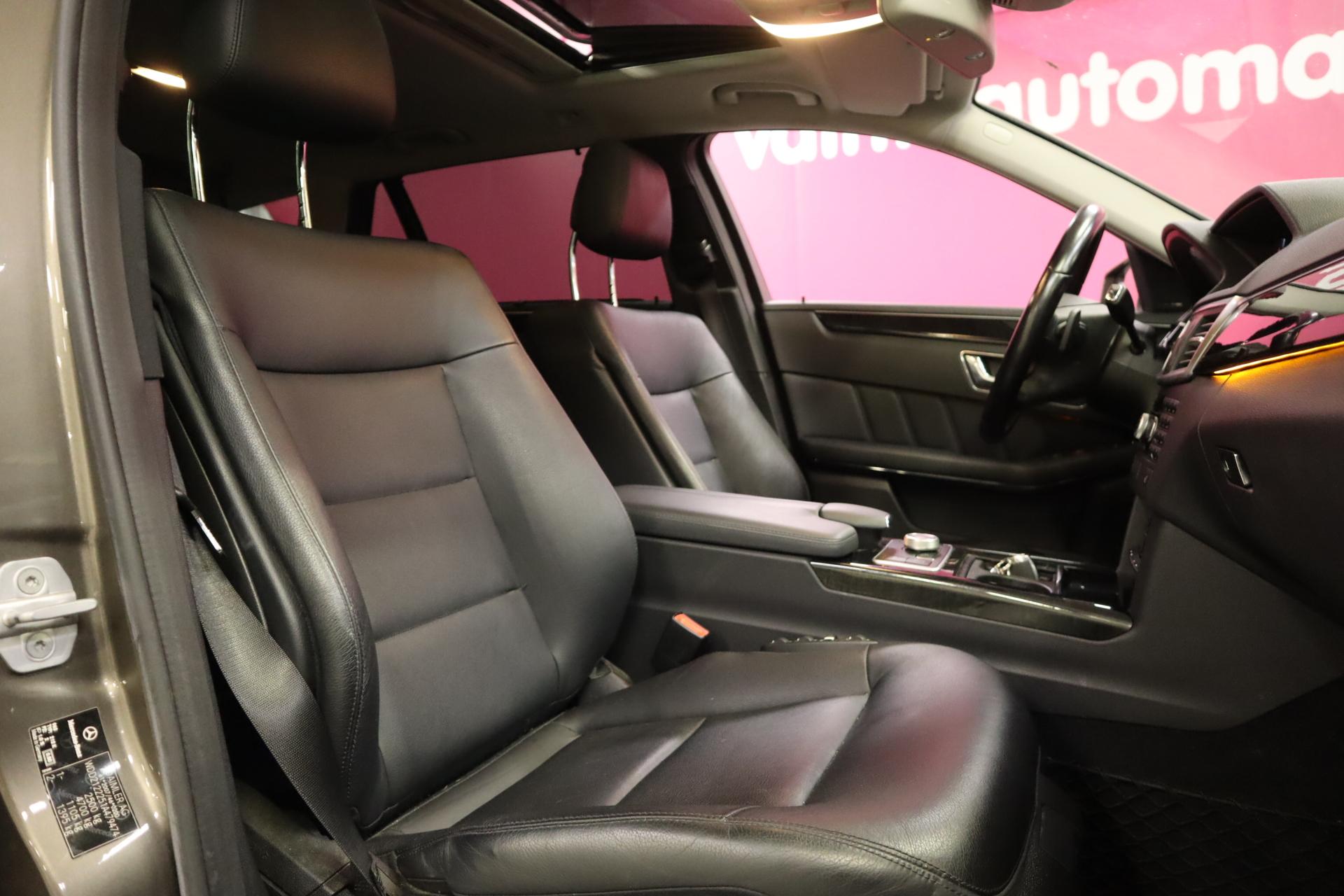 MERCEDES-BENZ E 2011