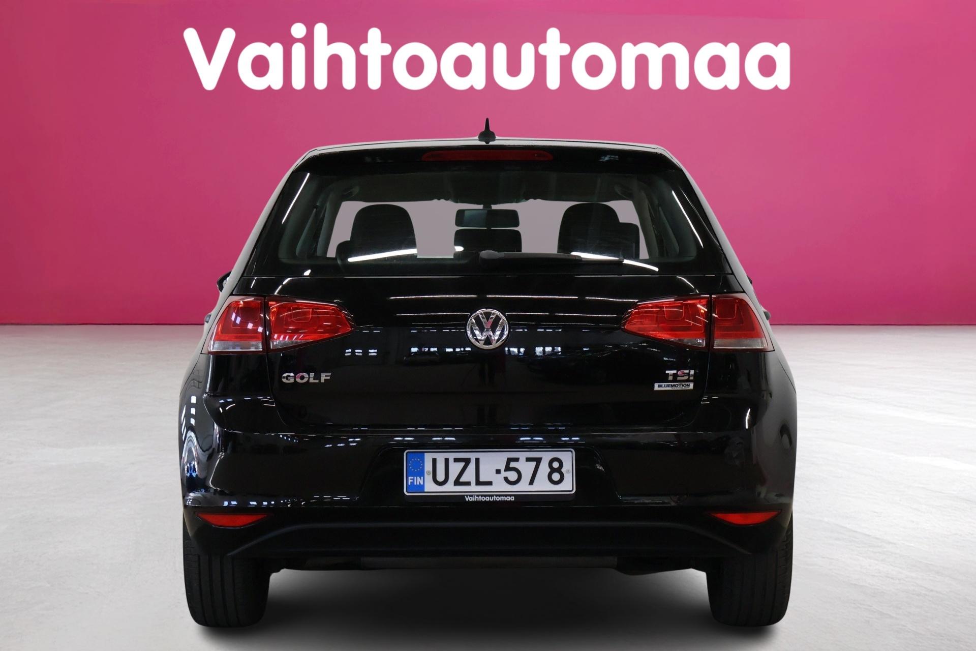 VOLKSWAGEN Golf 2016