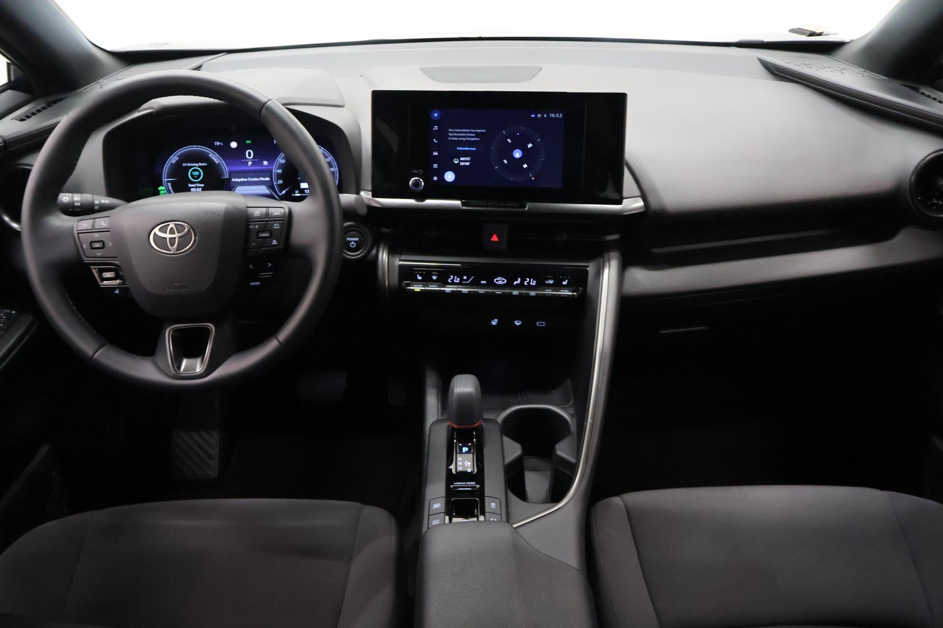 TOYOTA C-HR 2025