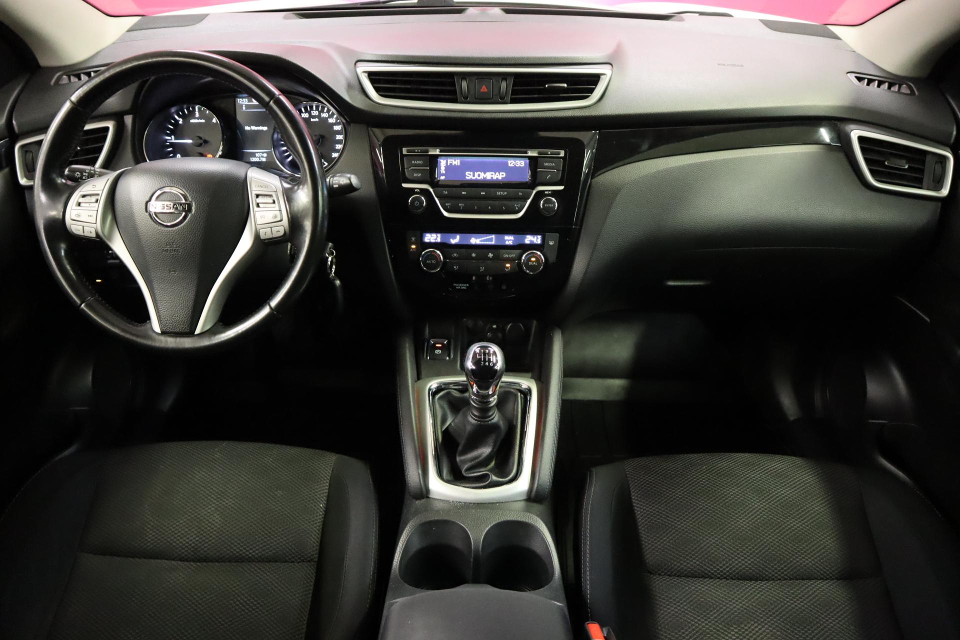 NISSAN Qashqai 2014