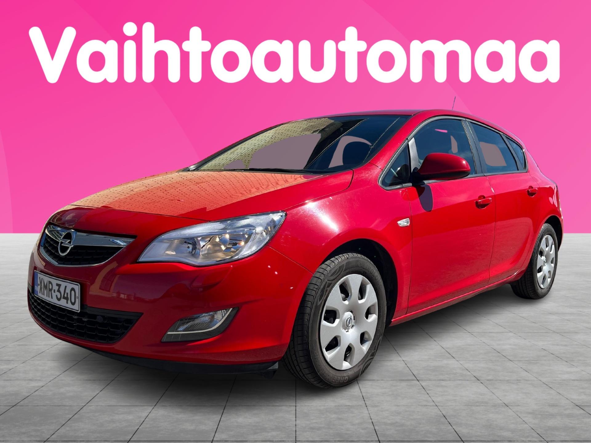 OPEL Astra 2011