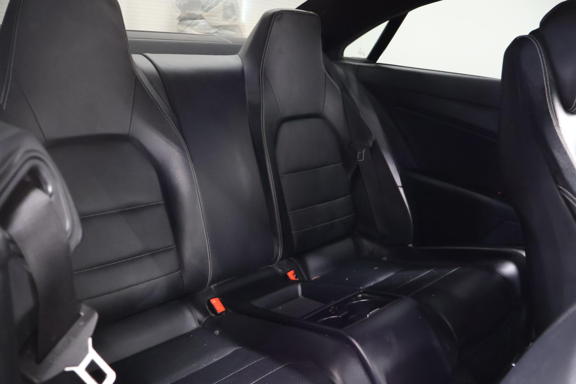 MERCEDES-BENZ E 2010