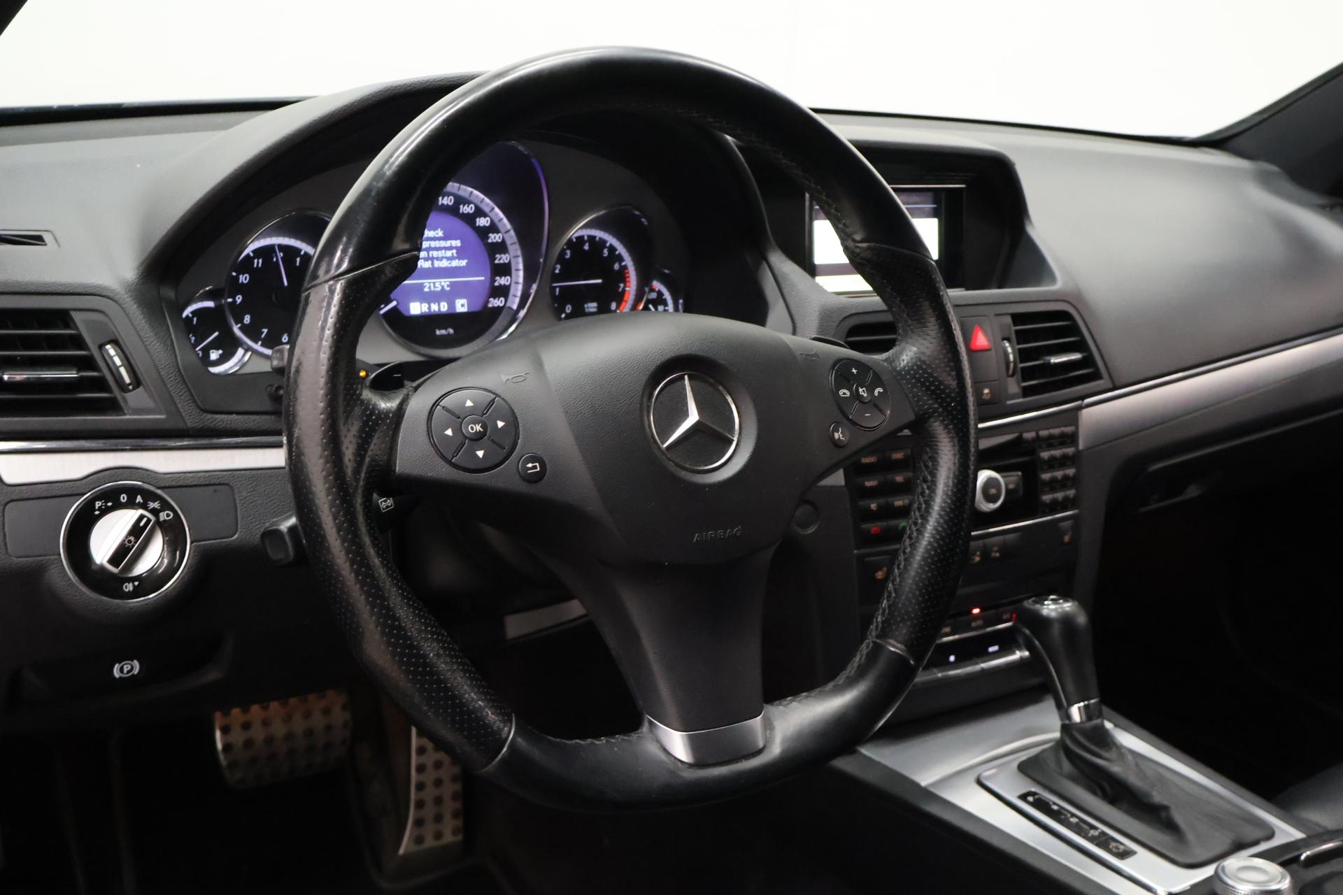 MERCEDES-BENZ E 2010