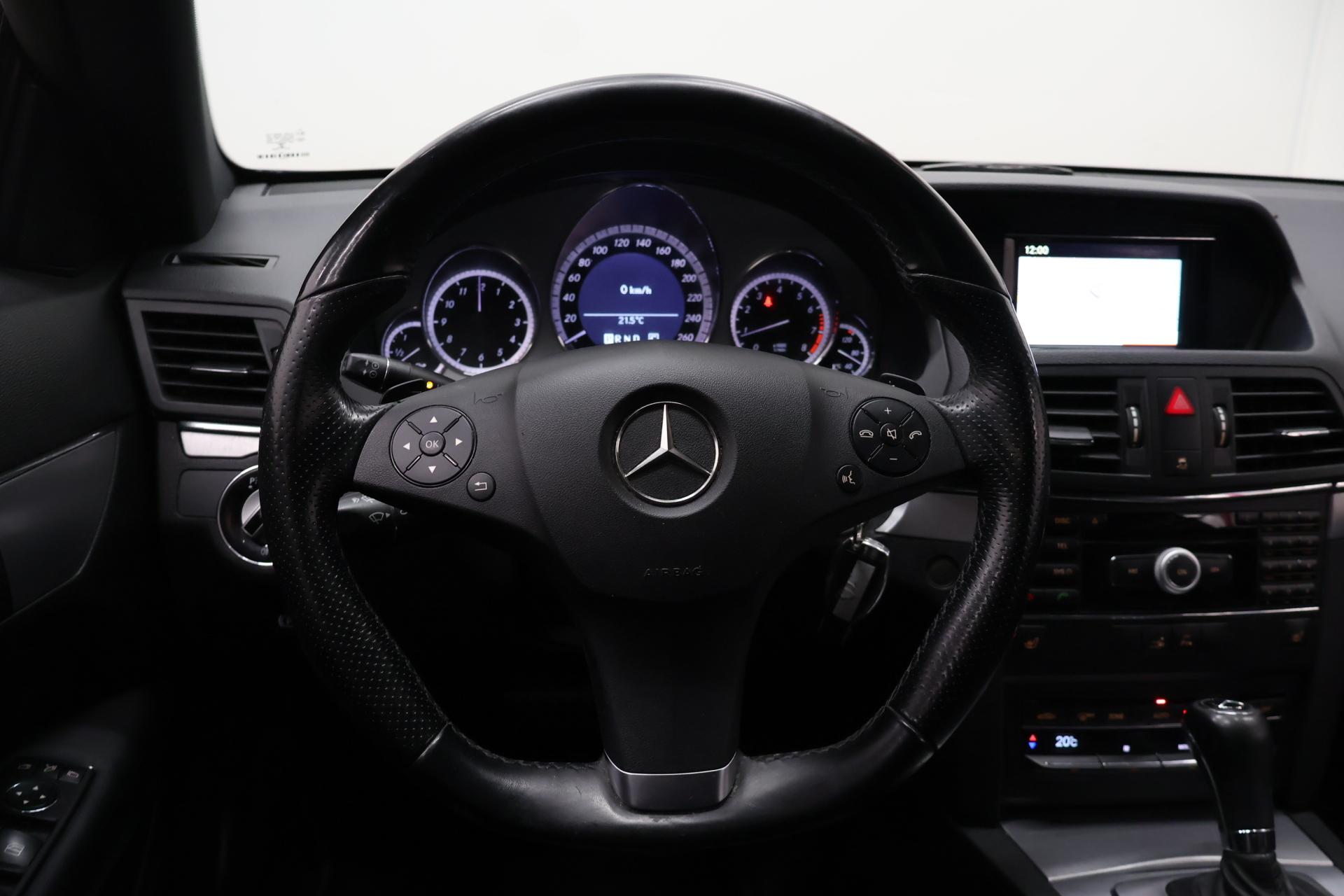 MERCEDES-BENZ E 2010