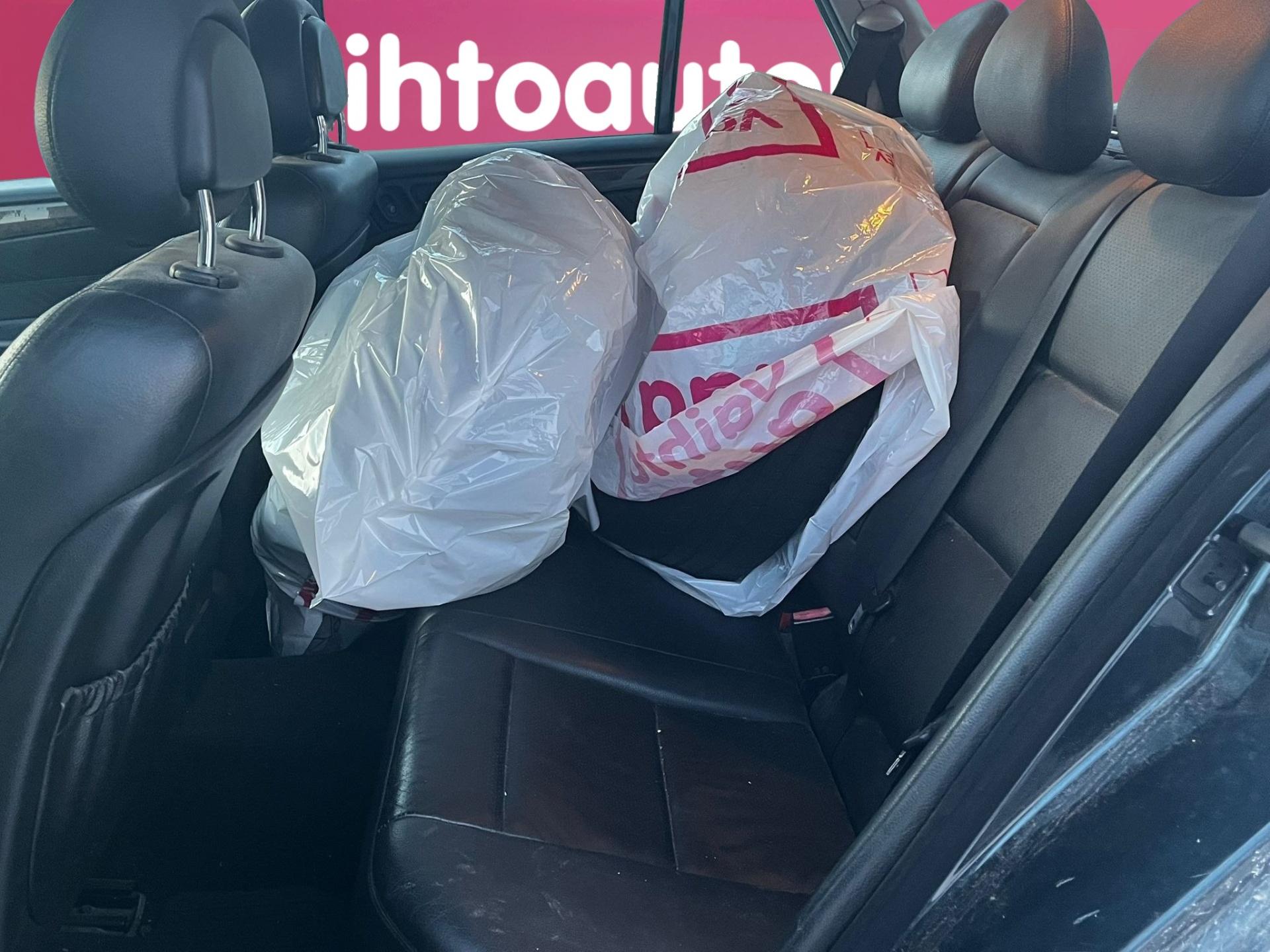 MERCEDES-BENZ C 2004