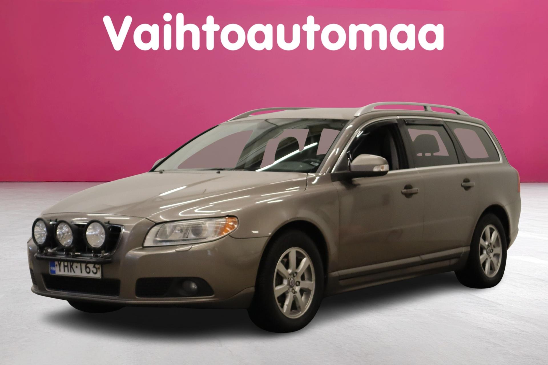 VOLVO V70 2011