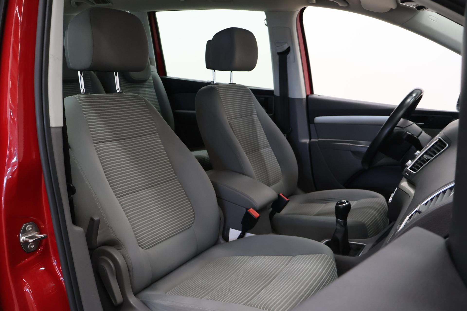 SEAT Alhambra 2015