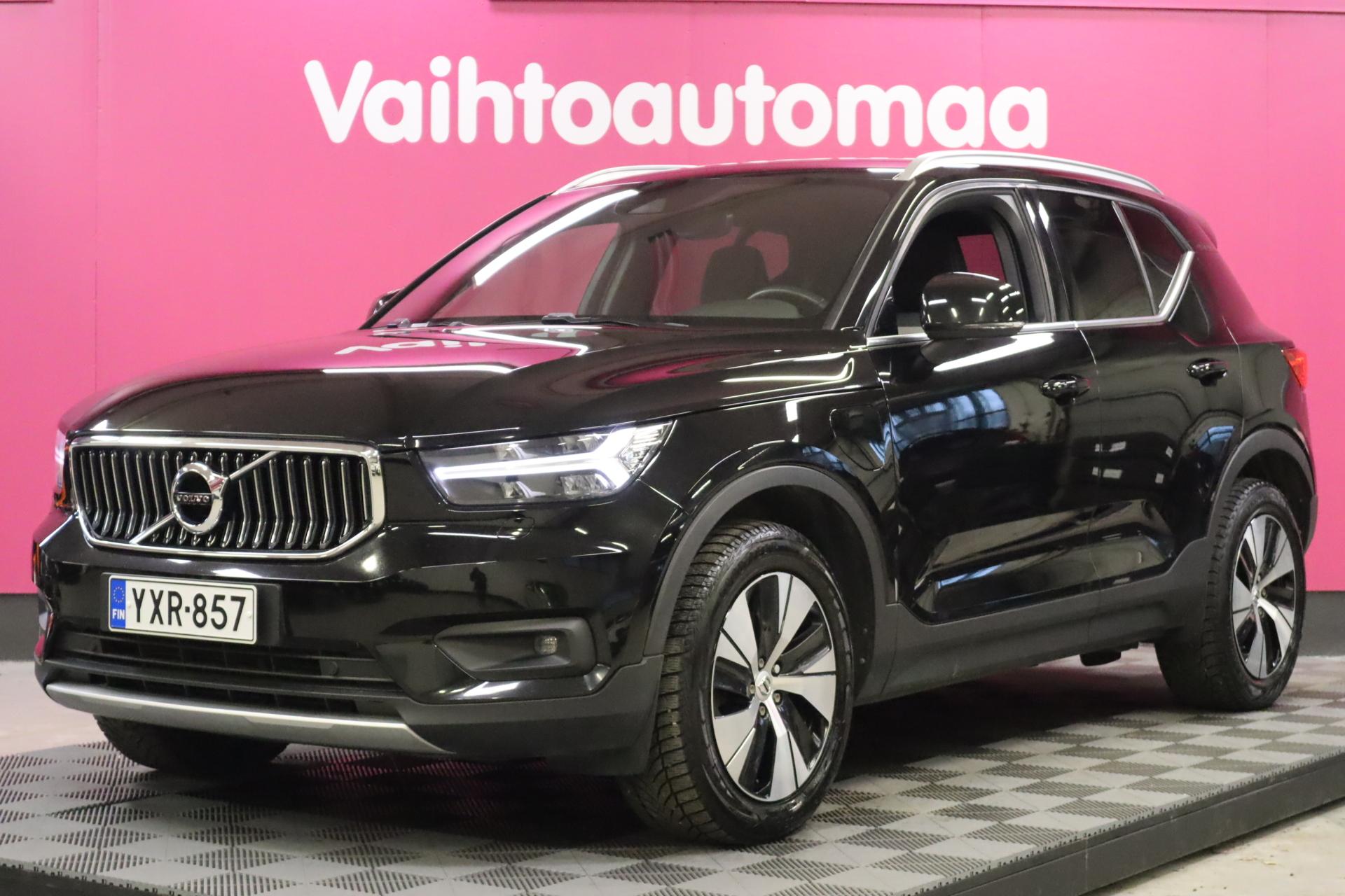 VOLVO XC40 2021