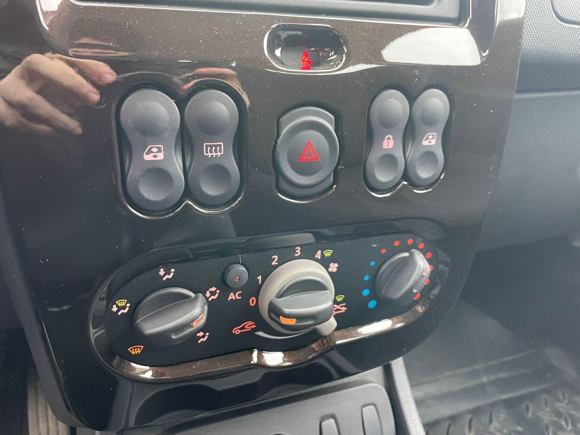 DACIA Duster 2012