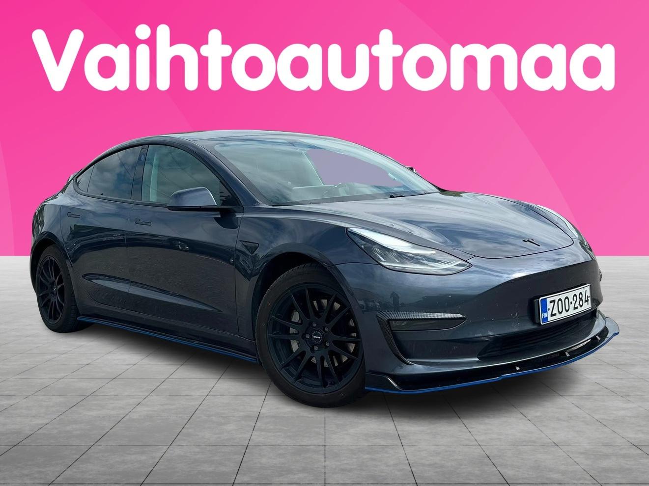 TESLA Model 3 2021