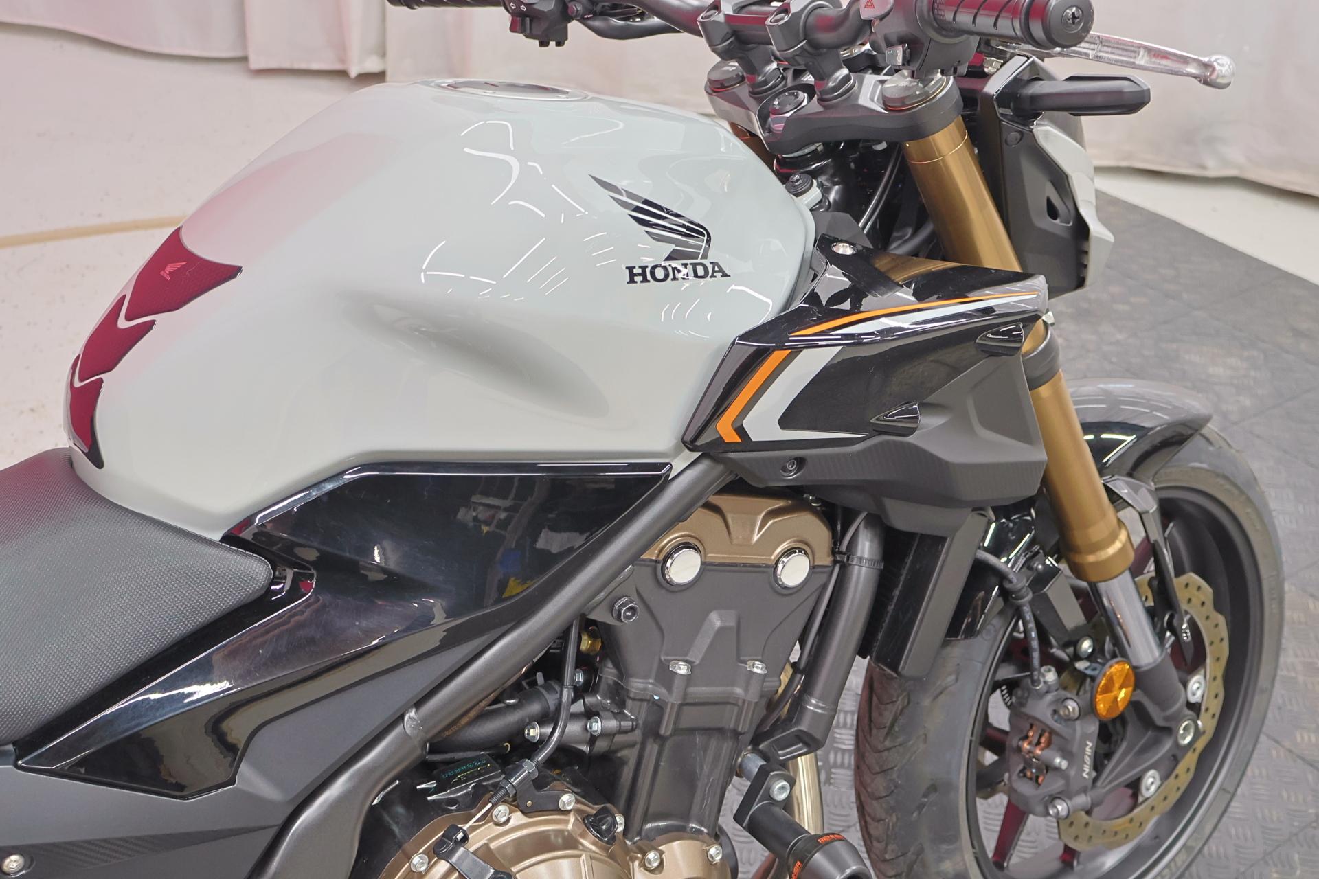 HONDA CB 2024
