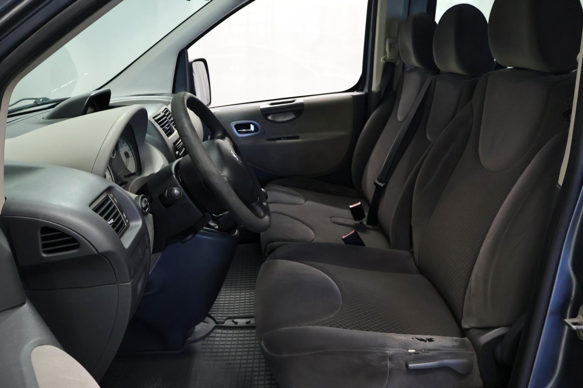 PEUGEOT Expert 2008