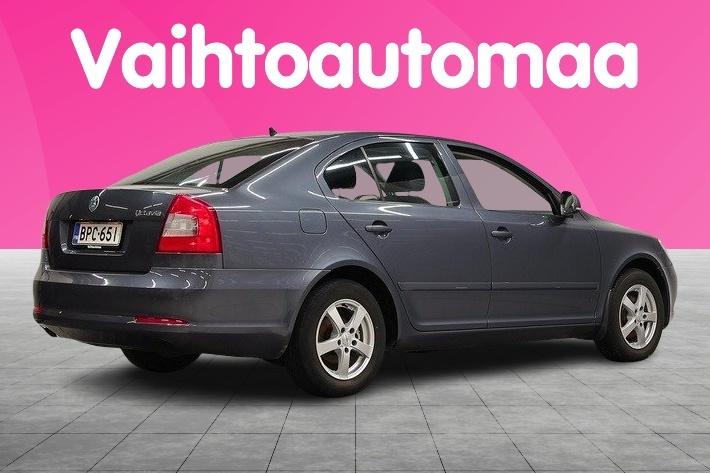 SKODA Octavia 2011