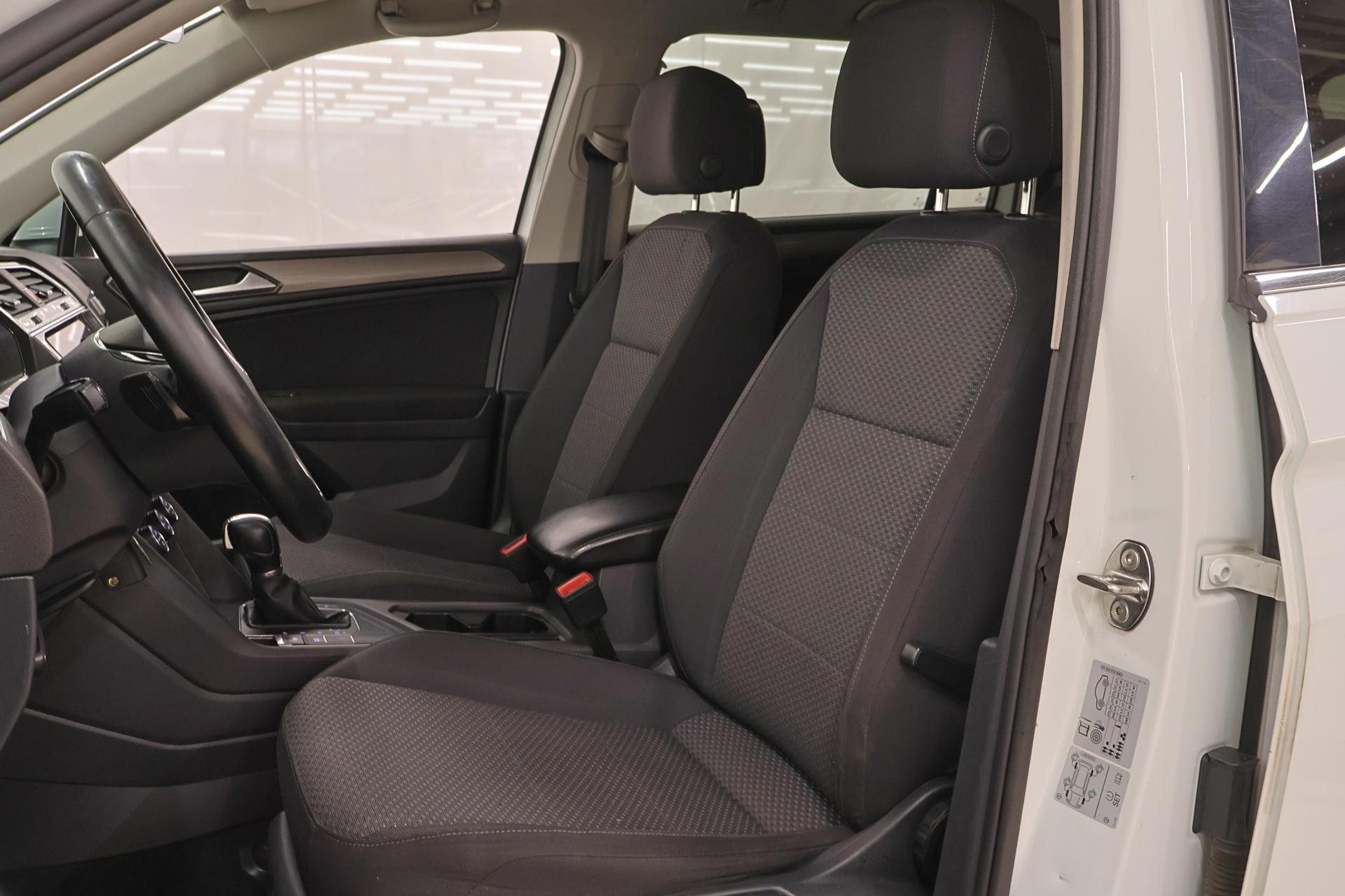 VOLKSWAGEN Tiguan Allspace 11