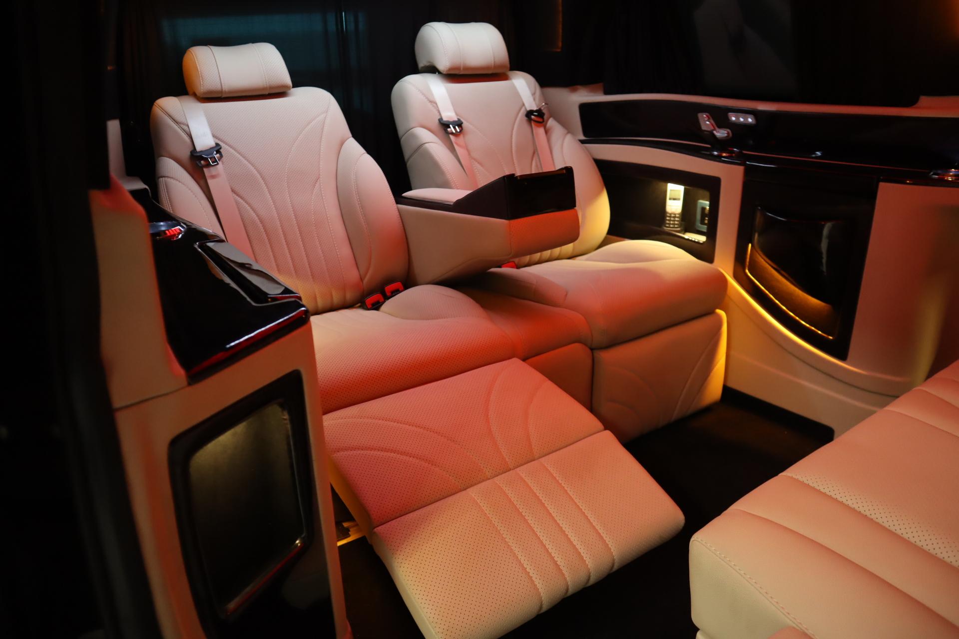 MERCEDES-BENZ V 2016