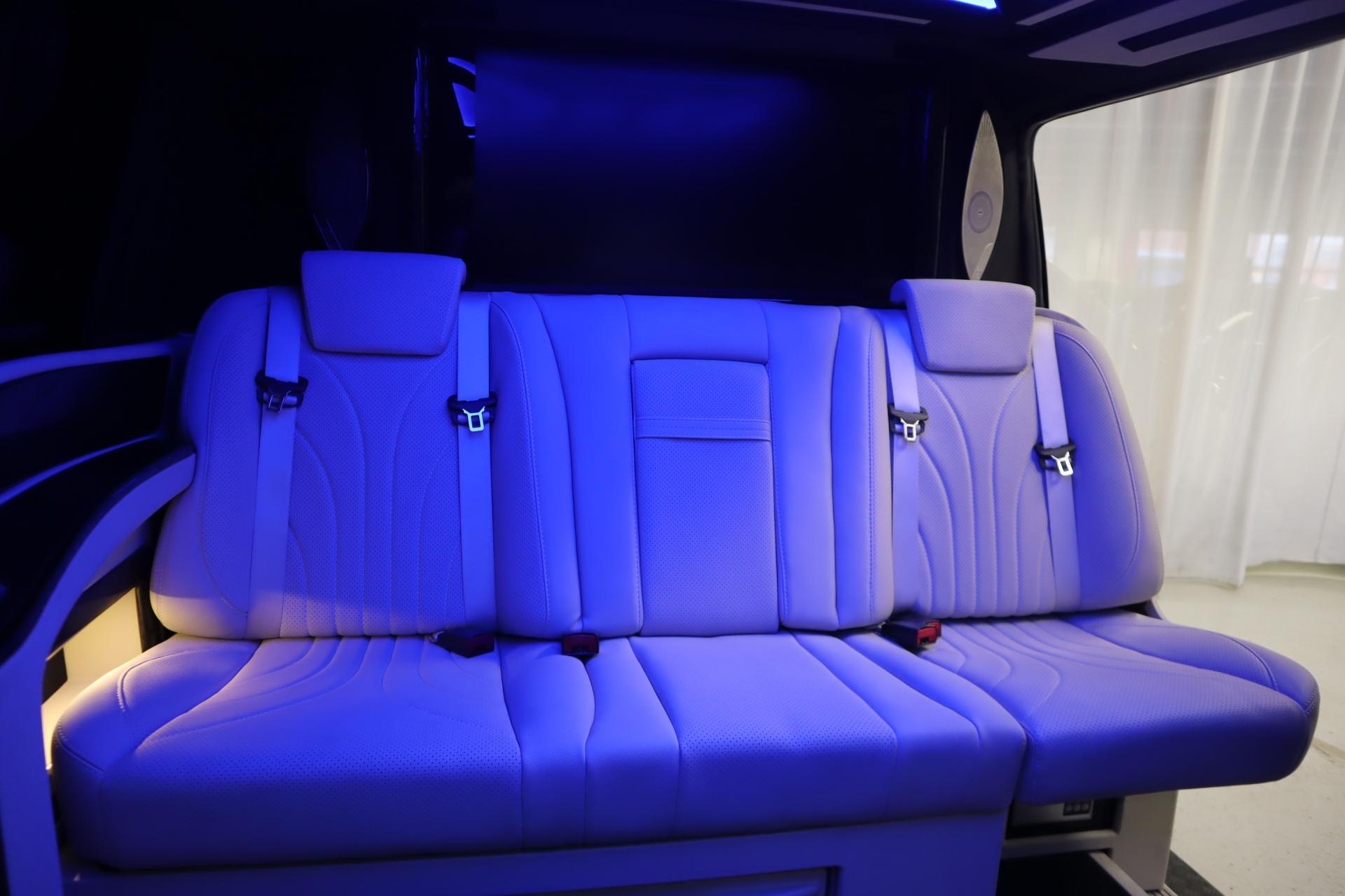 MERCEDES-BENZ V 2016