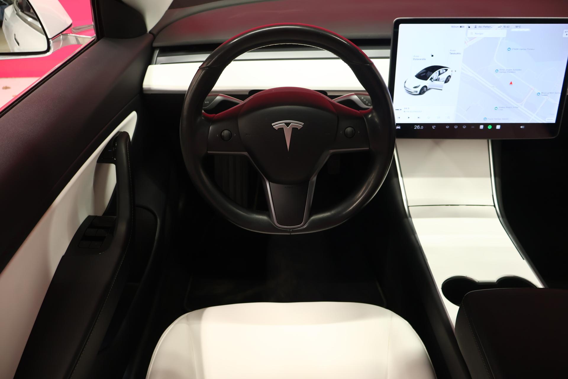 TESLA Model 3 2019