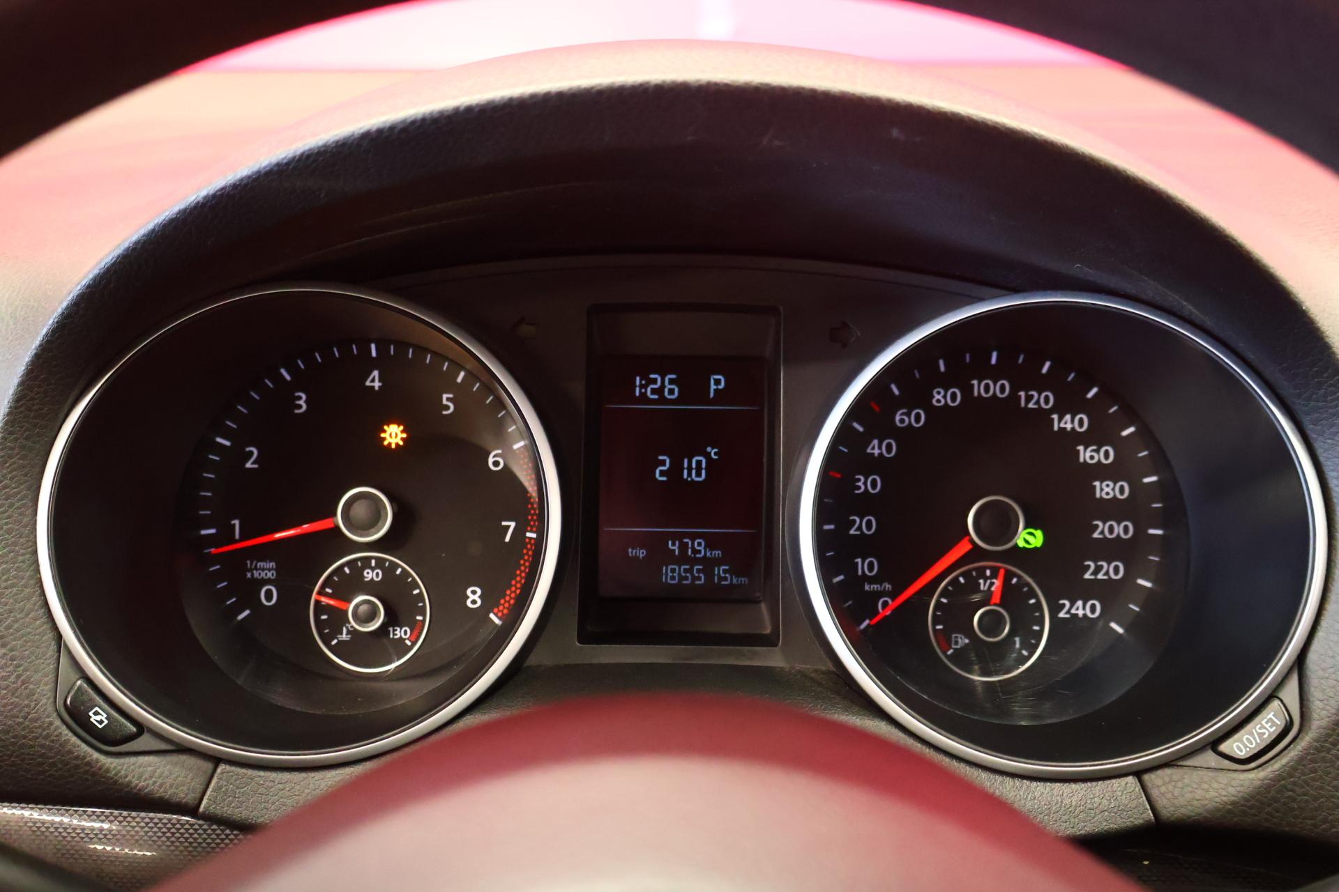 VOLKSWAGEN Golf 2011