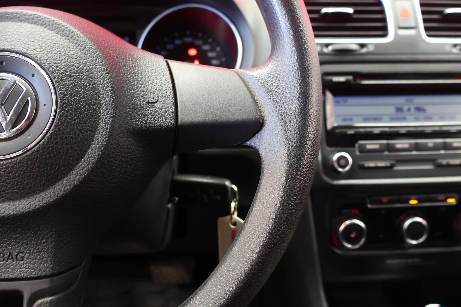 VOLKSWAGEN Golf 2011