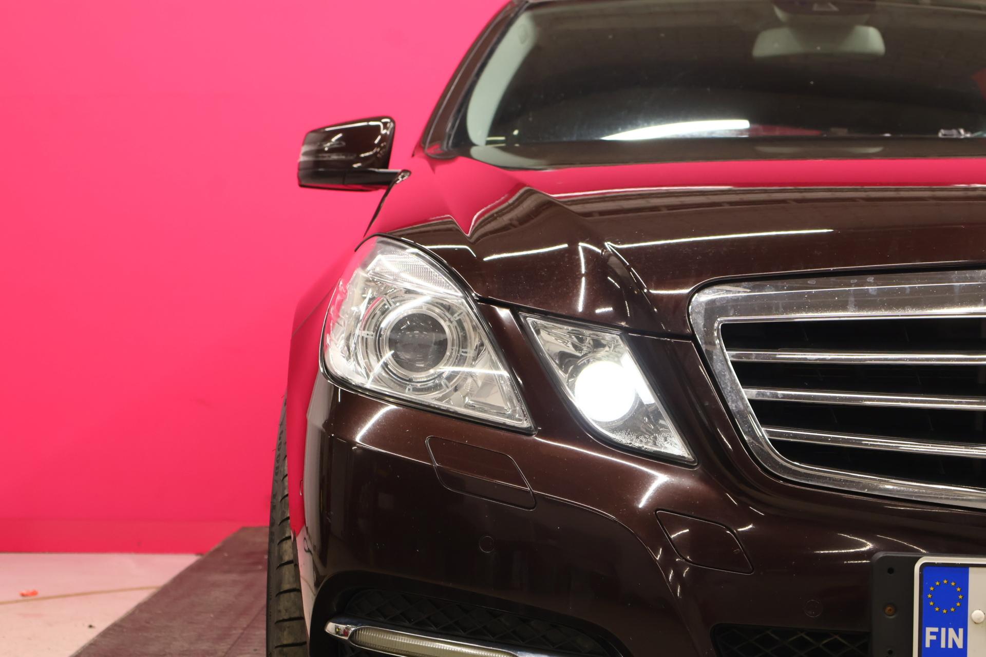 MERCEDES-BENZ E 2010