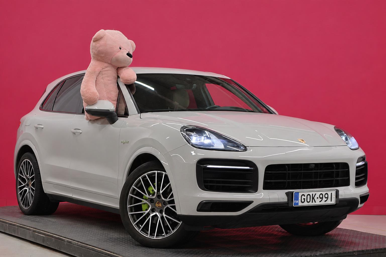 PORSCHE Cayenne 2020