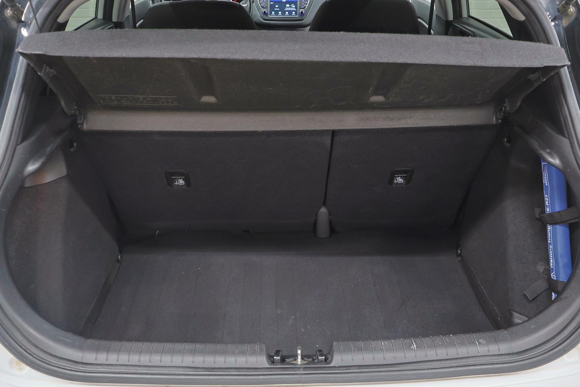 HYUNDAI i20 2020