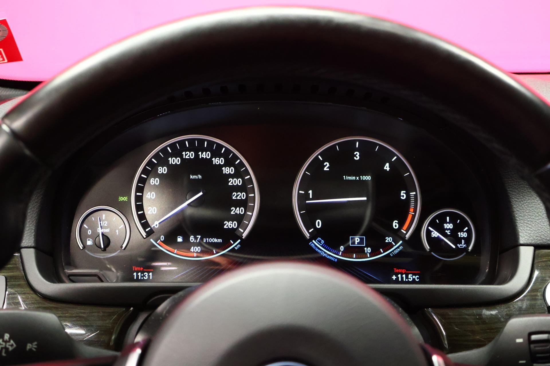 BMW 520 2015