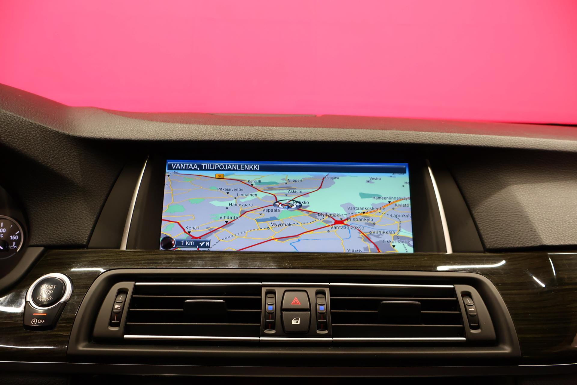 BMW 520 2015
