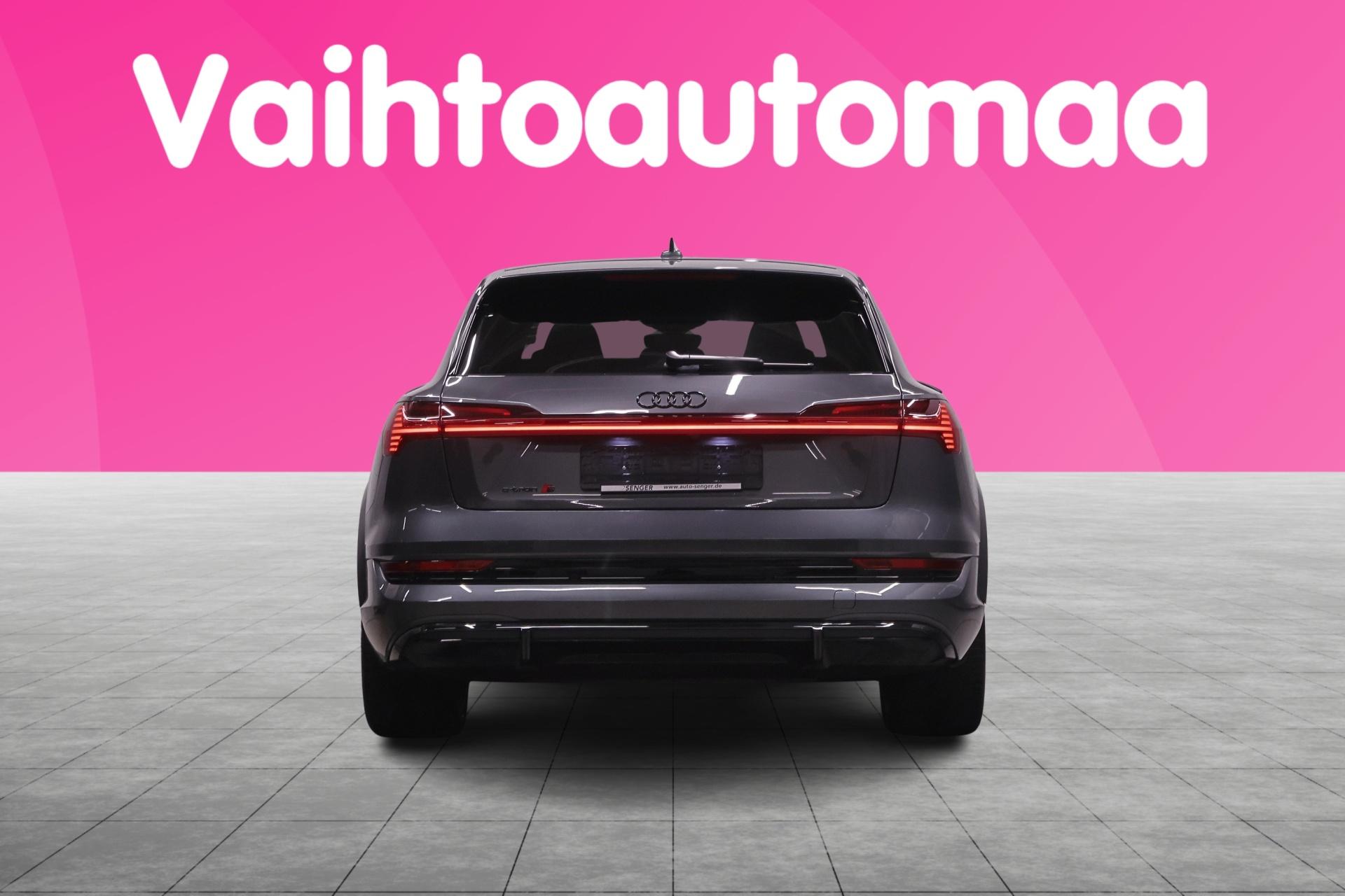 AUDI e-tron 2023