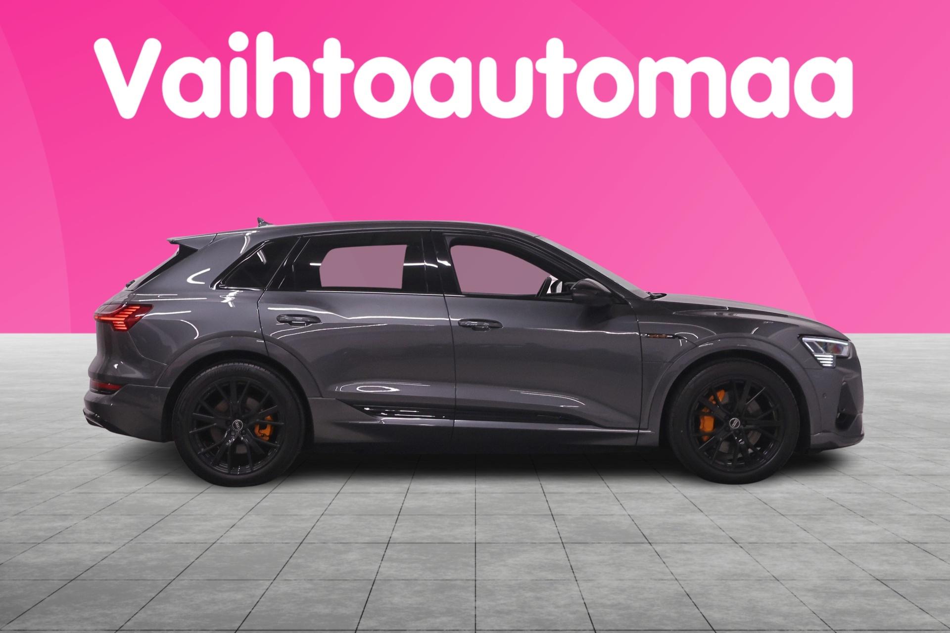 AUDI e-tron 2023