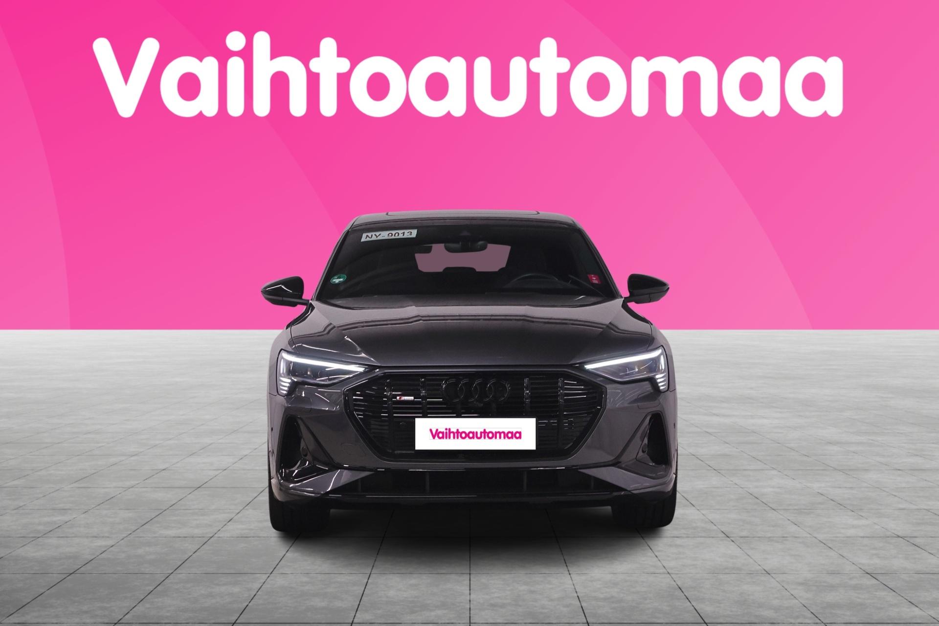 AUDI e-tron 2023