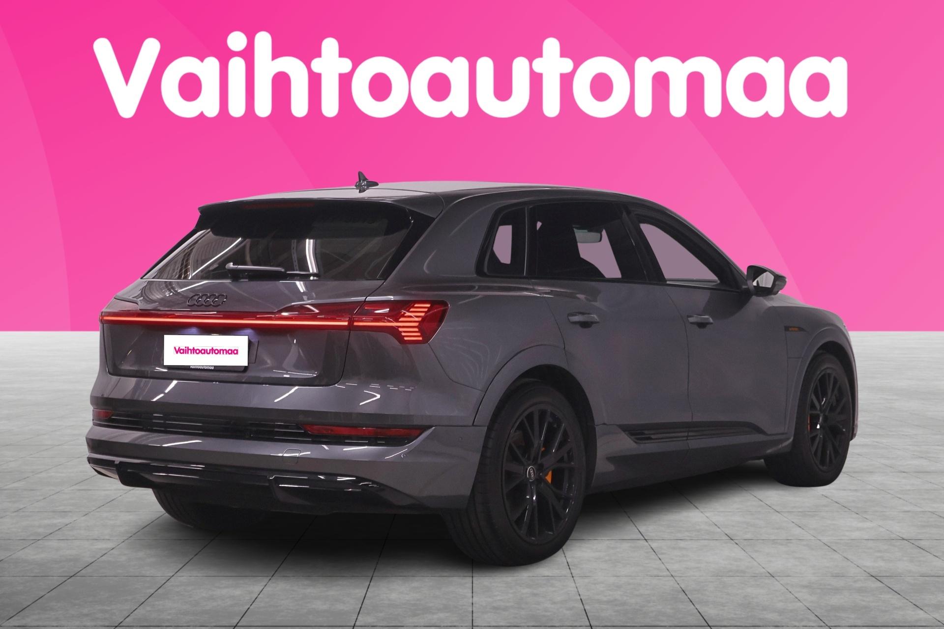AUDI e-tron 2023