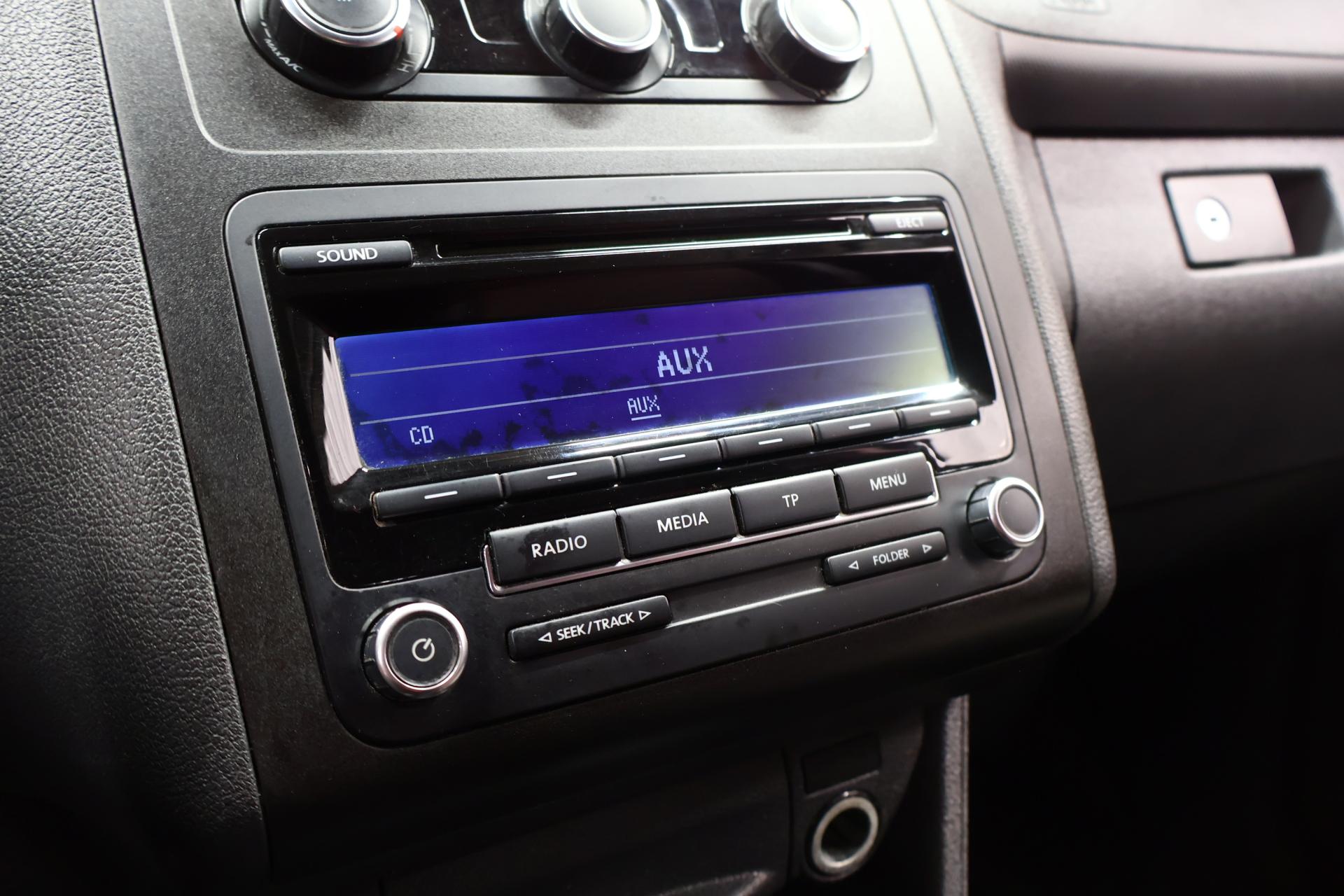 VOLKSWAGEN Caddy 2014