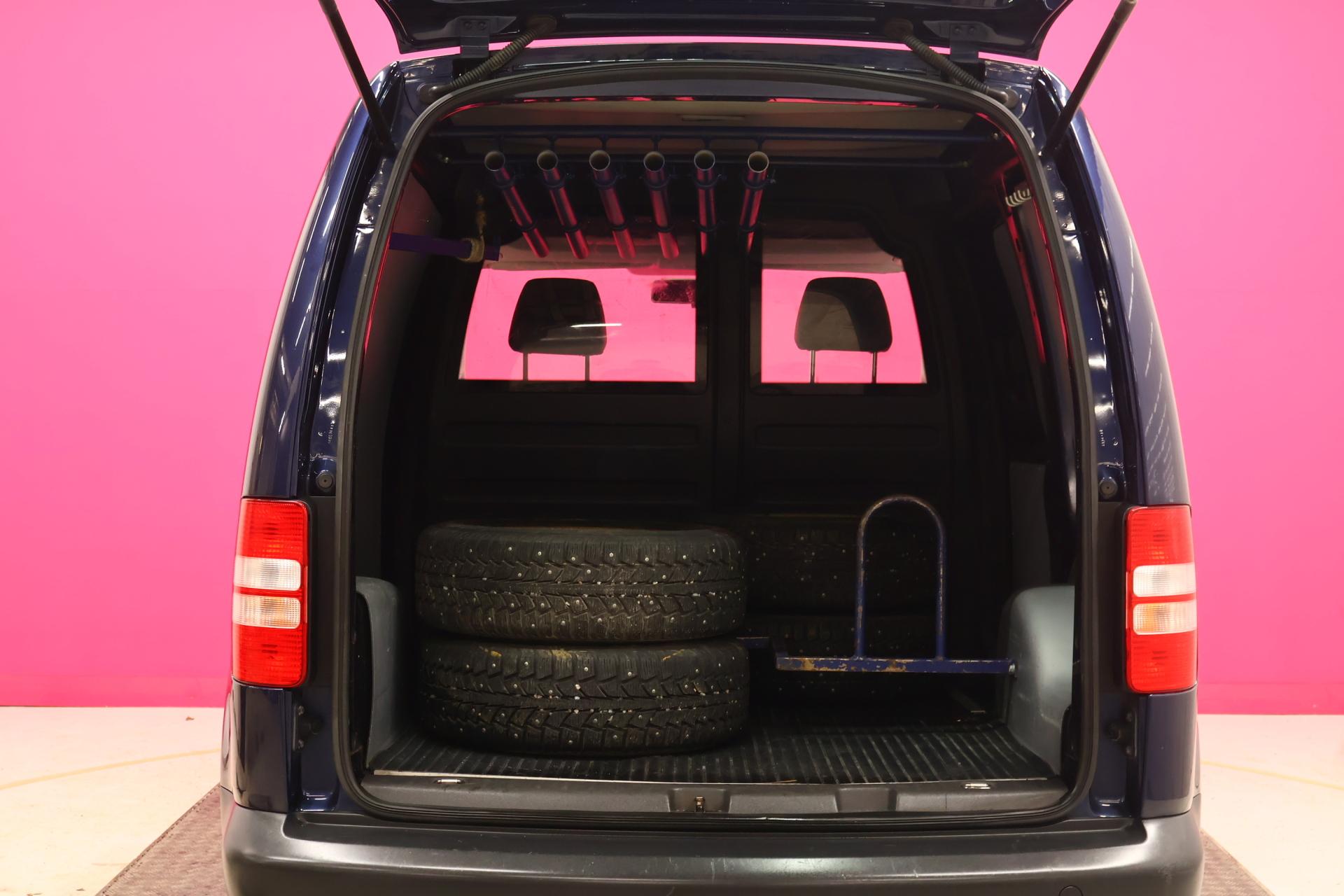 VOLKSWAGEN Caddy 2014