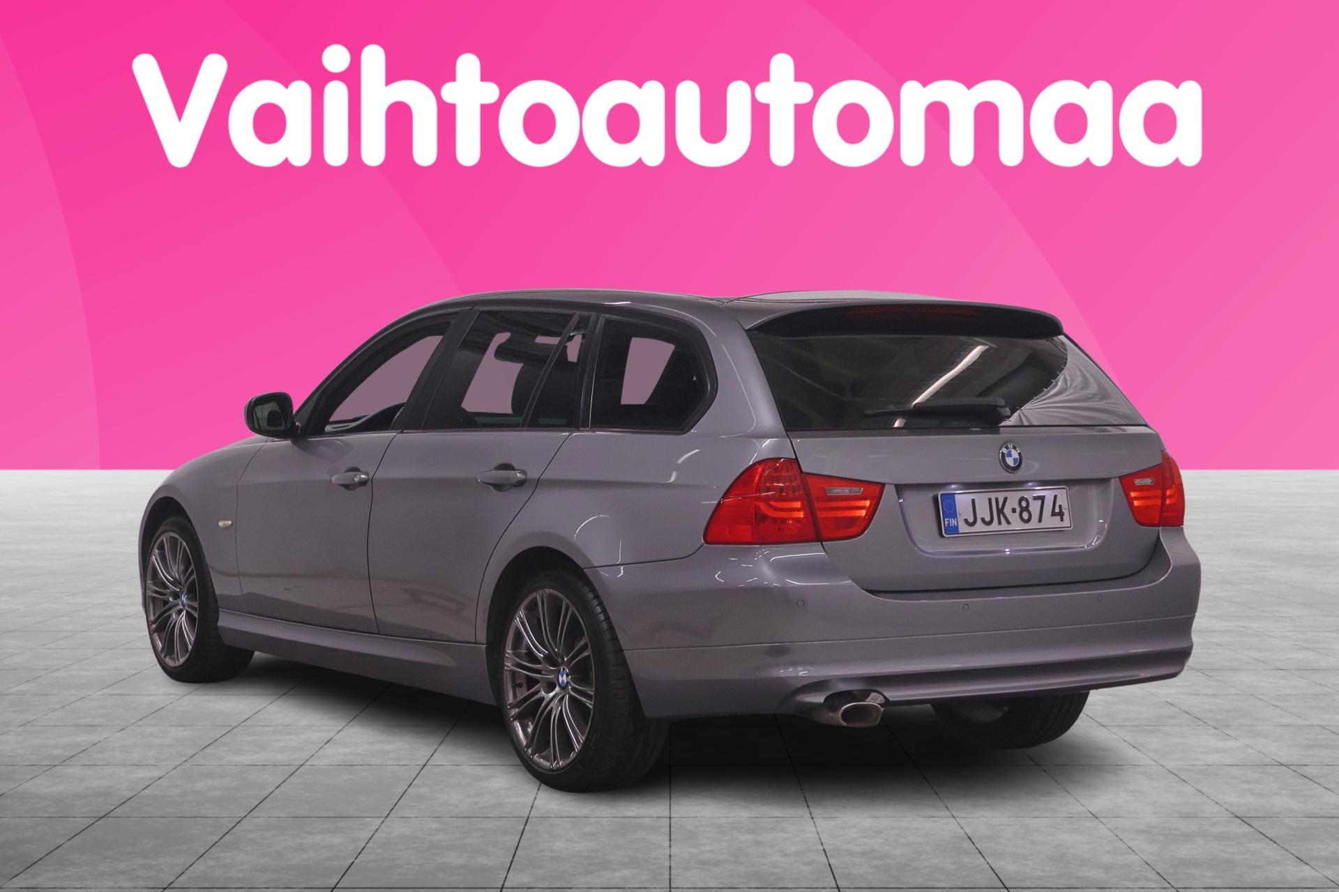 BMW 320 2011