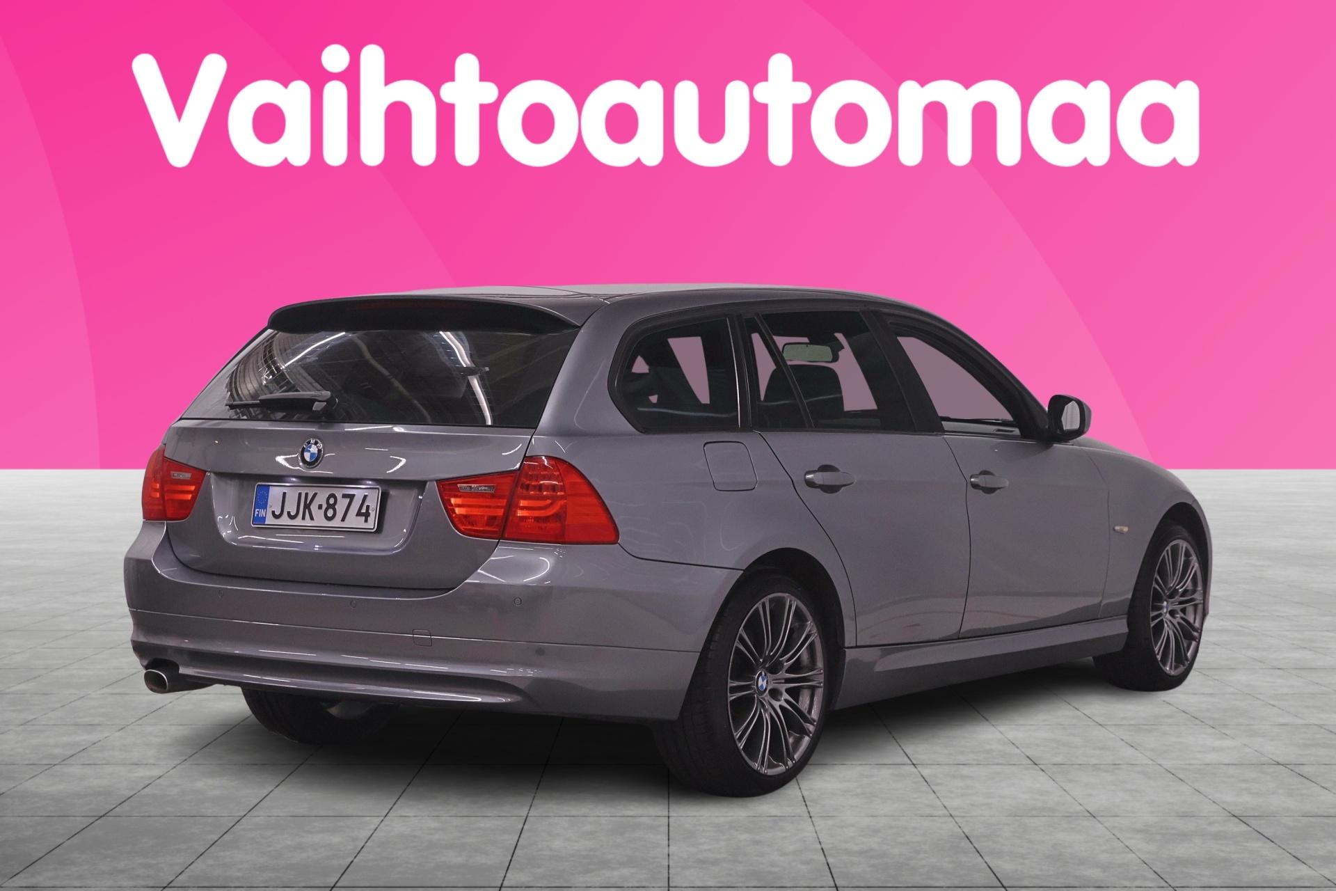 BMW 320 2011