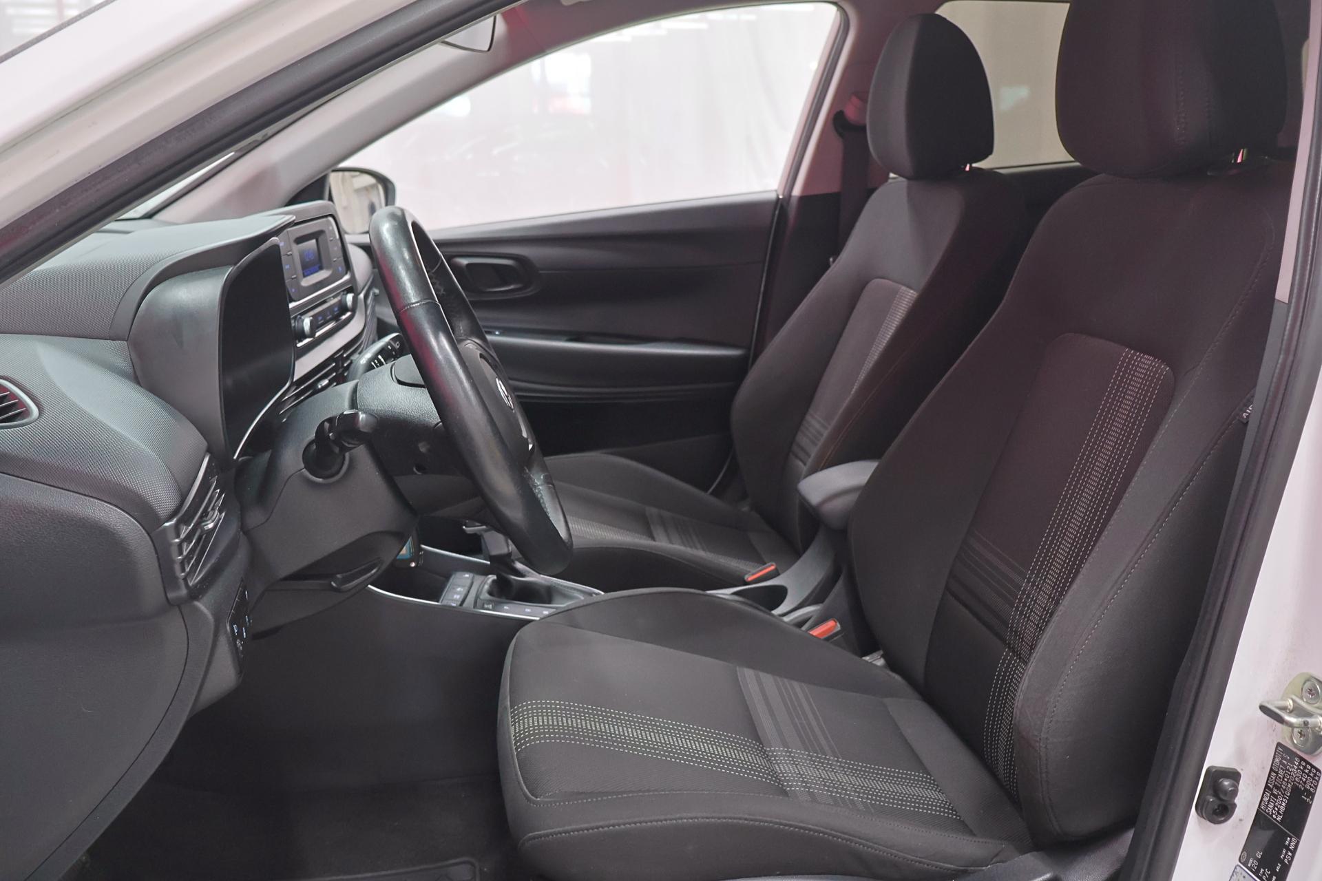 HYUNDAI i20 2021