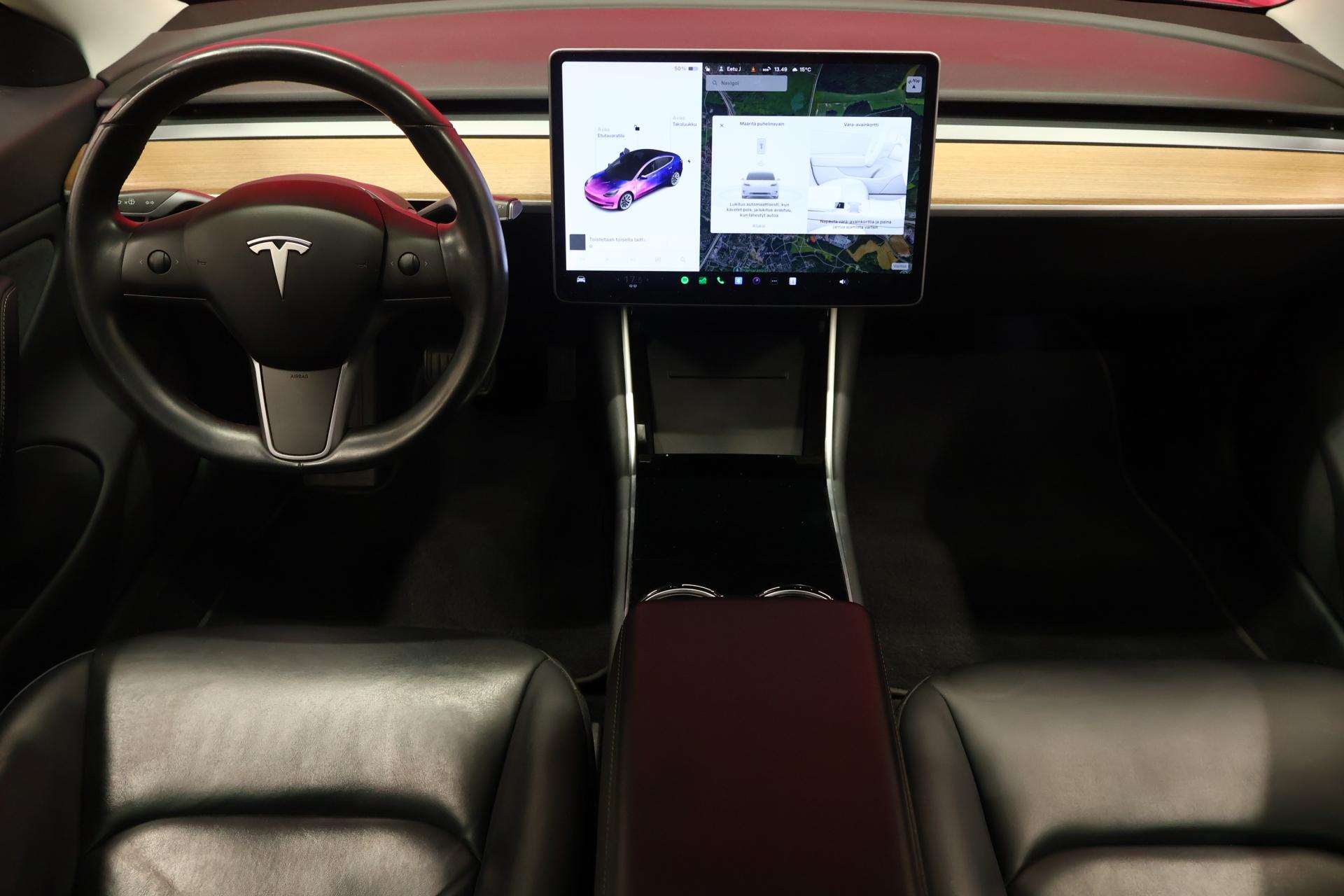 TESLA Model 3 2019
