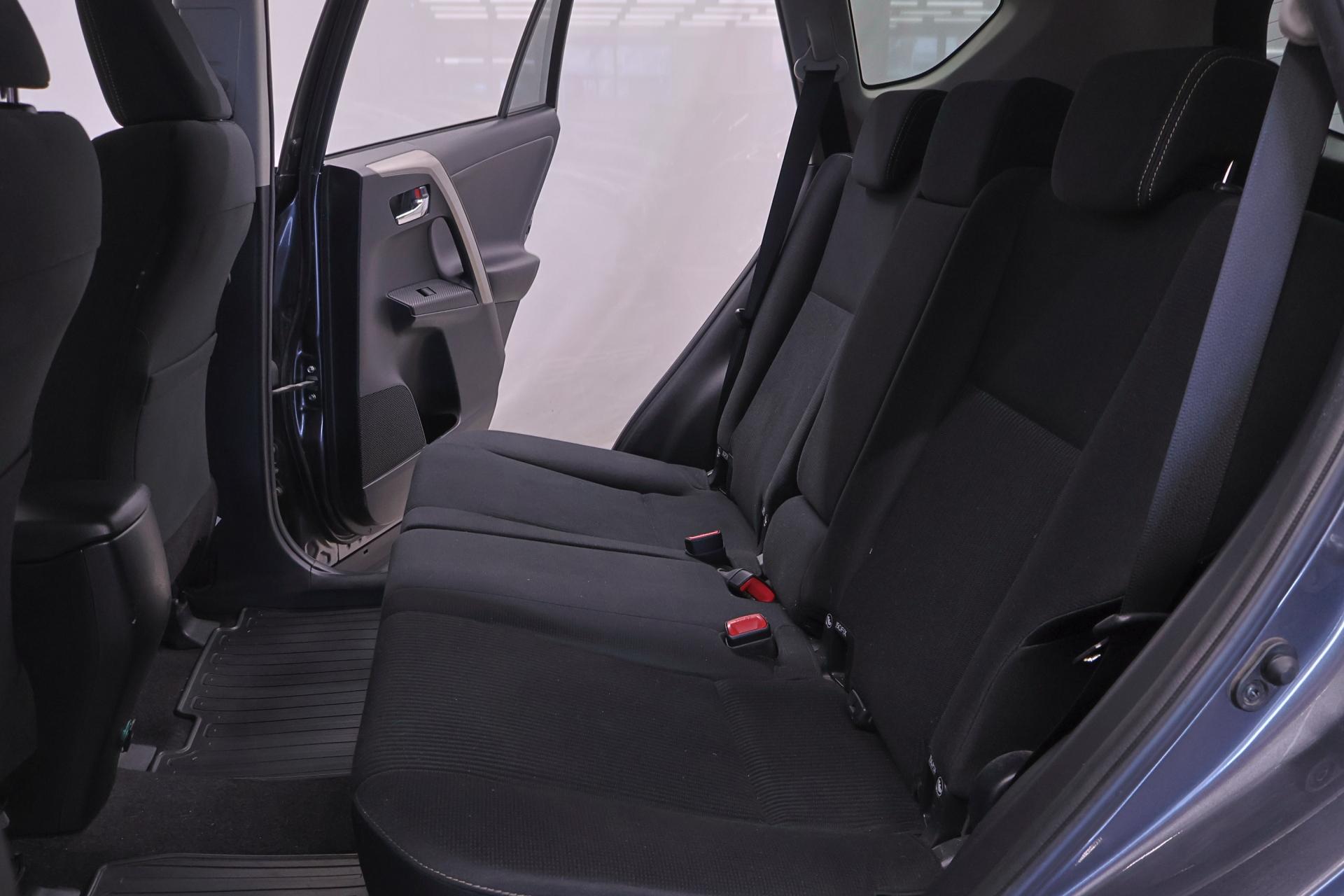 TOYOTA RAV4 14