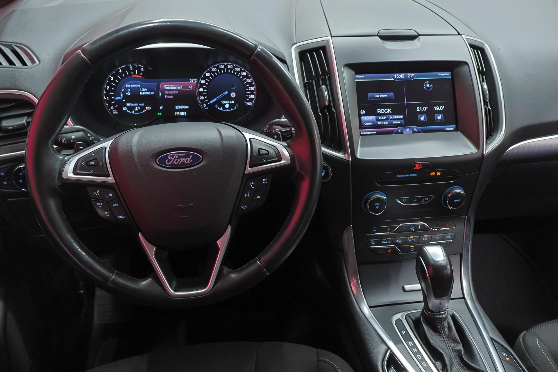 FORD S-MAX 14