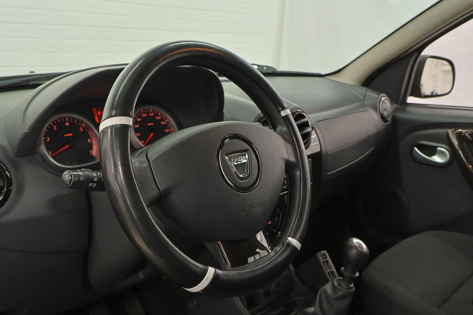 DACIA Duster 2012
