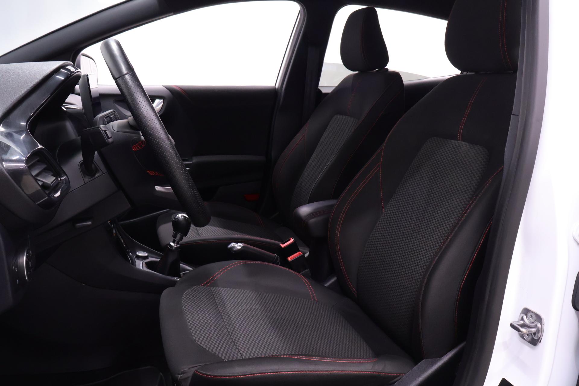 FORD Puma 13