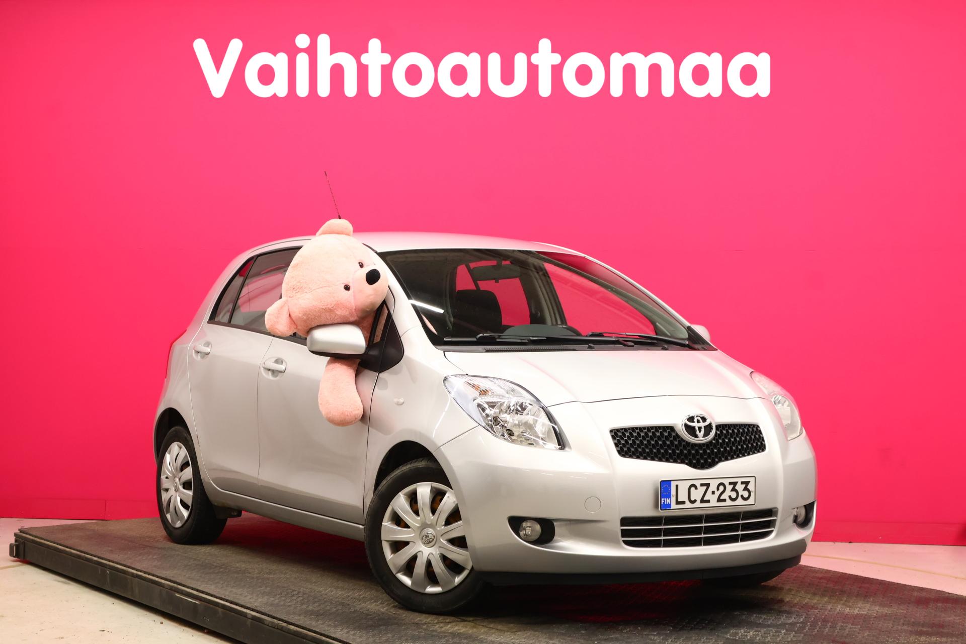 TOYOTA Yaris 2008
