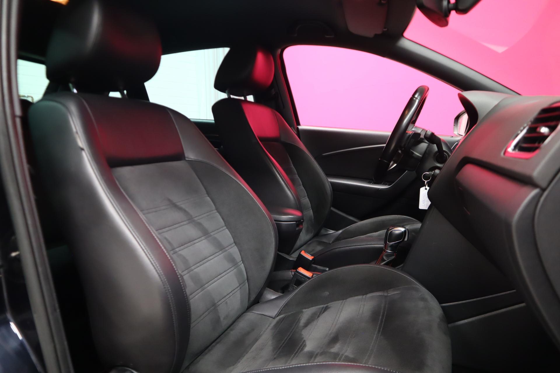 VOLKSWAGEN Polo 2016