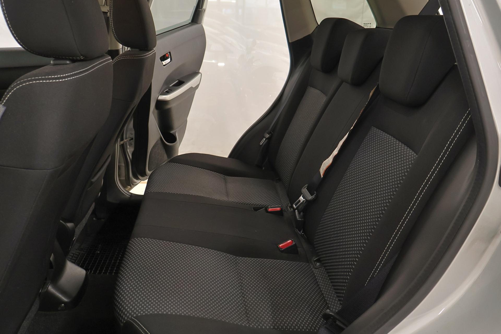 SUZUKI Vitara 2015